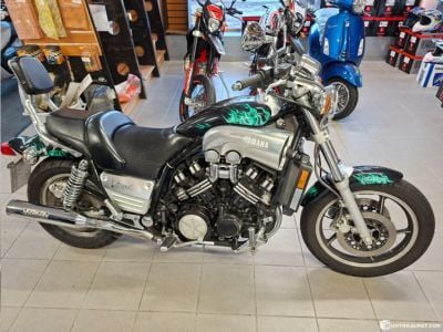YAMAHA V-MAX 1200 